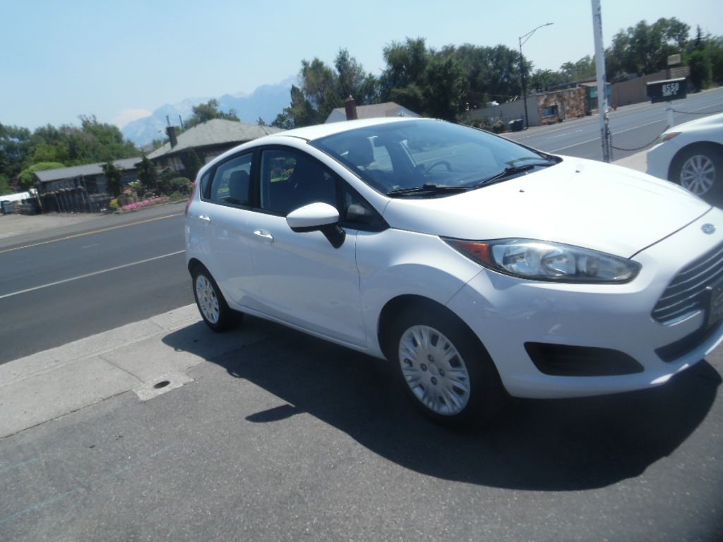 2017 Ford Fiesta Image 4