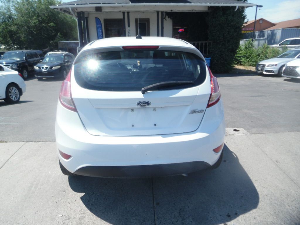 2017 Ford Fiesta Image 6