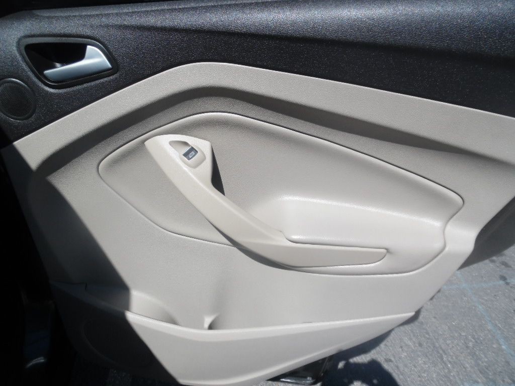 2019 Ford Escape Image 15
