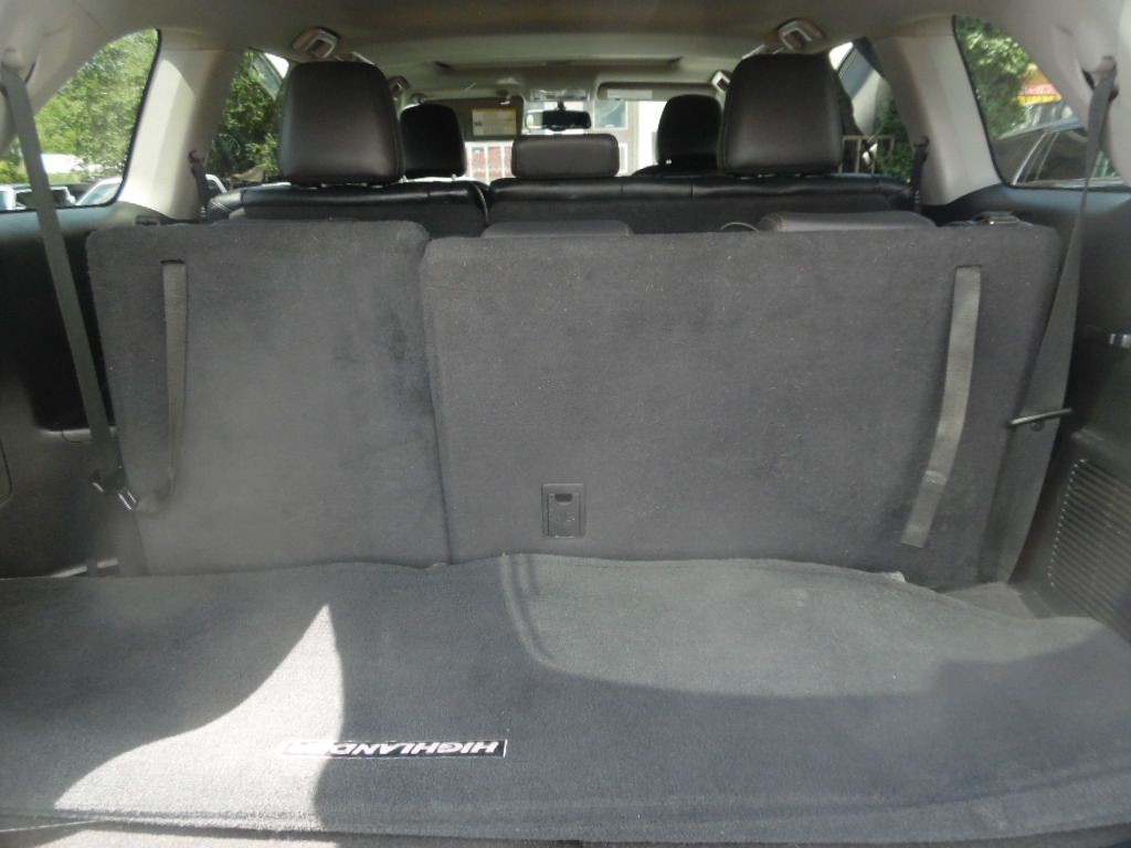 2014 Toyota Highlander Image 11