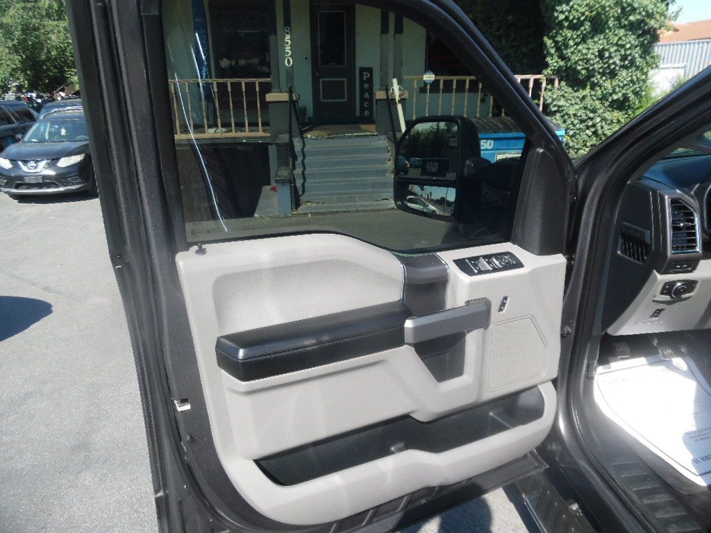 2015 Ford F-150 Image 9