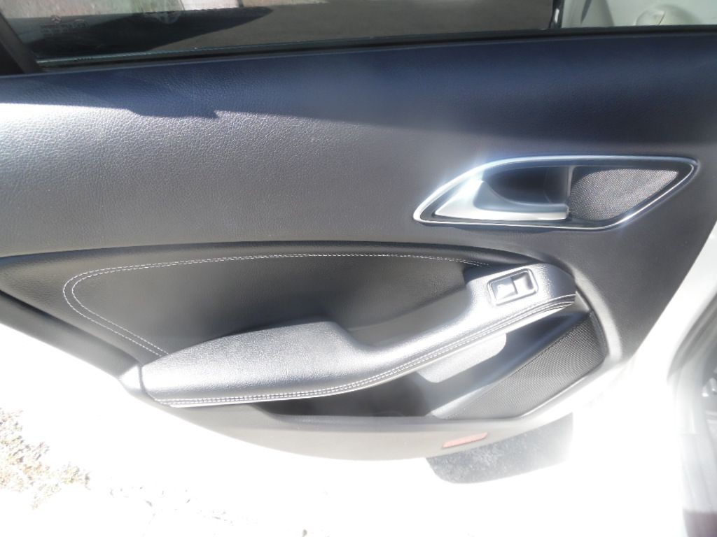 2014 Mercedes-Benz CLA-Class Image 10