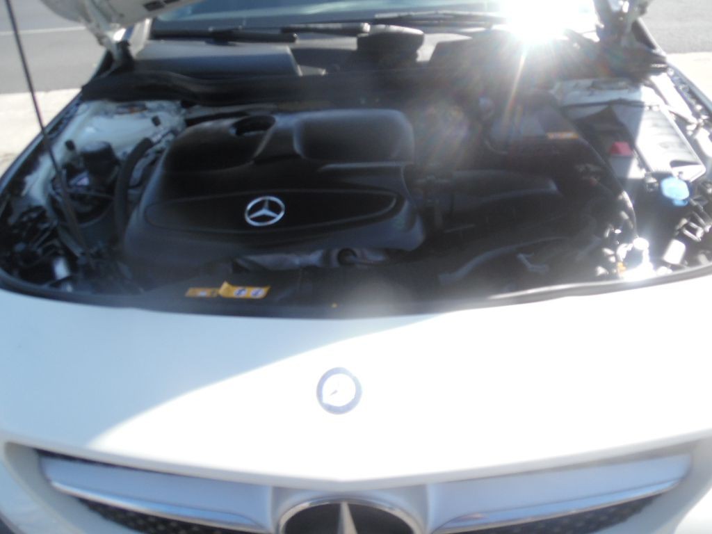 2014 Mercedes-Benz CLA-Class Image 20