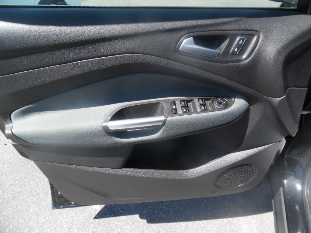 2013 Ford Escape Image 8