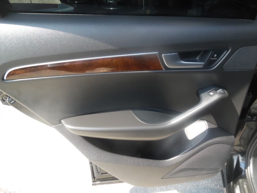 2011 Audi Q5 Image 10
