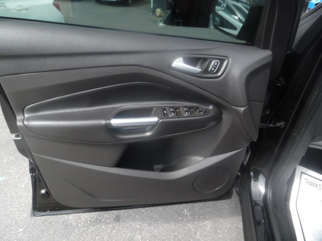2019 Ford Escape Image 8