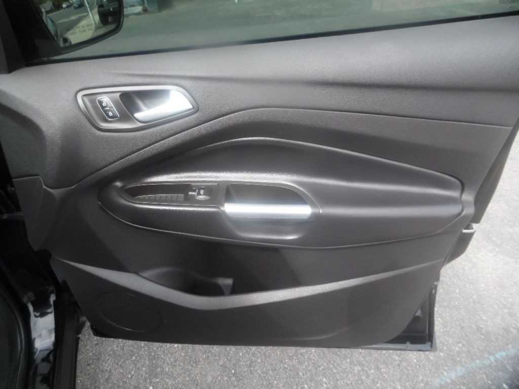 2019 Ford Escape Image 13