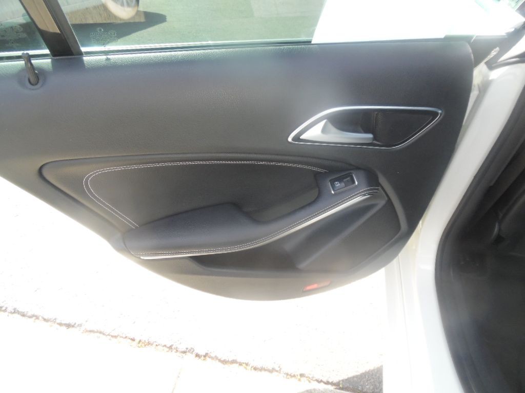 2018 Mercedes-Benz CLA-Class Image 10