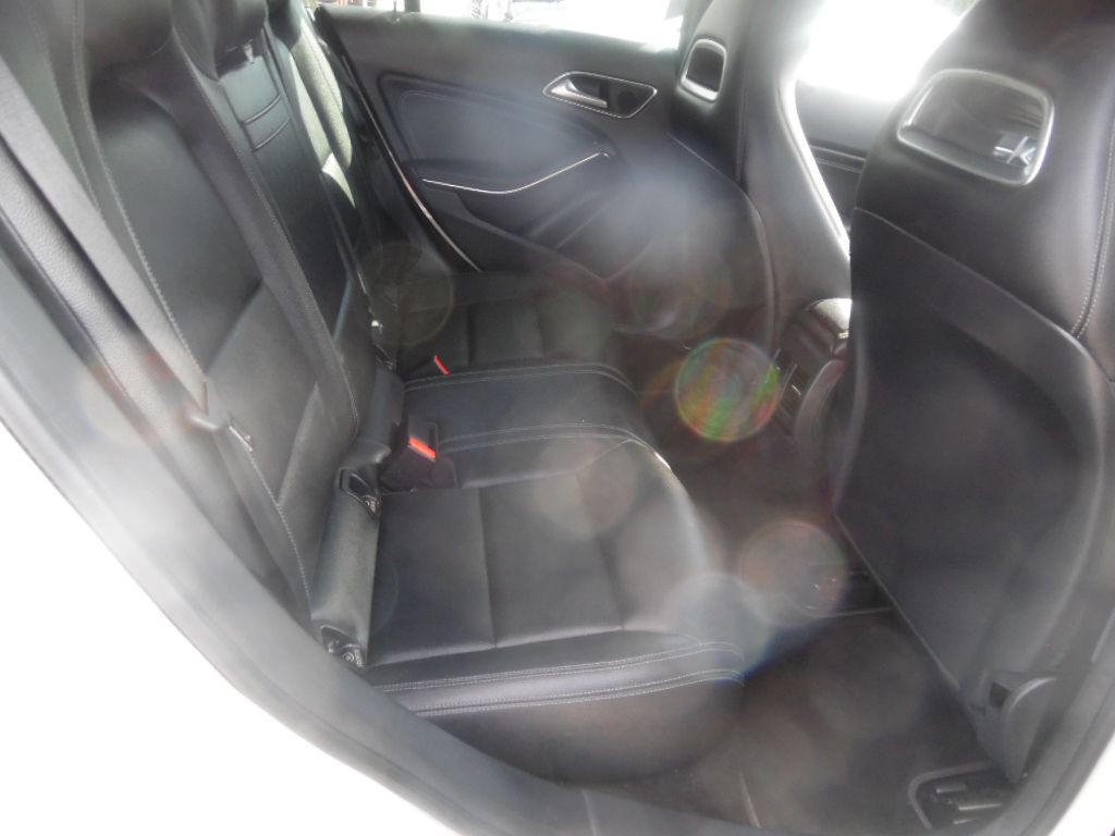 2018 Mercedes-Benz CLA-Class Image 13