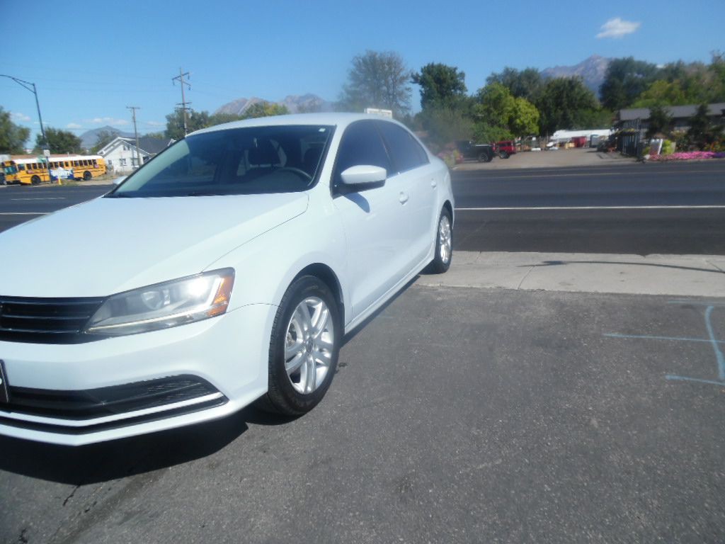 2017 Volkswagen Jetta Image 5