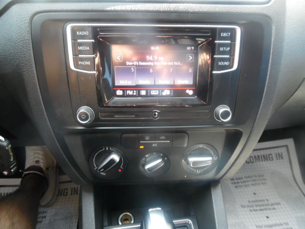 2017 Volkswagen Jetta Image 17