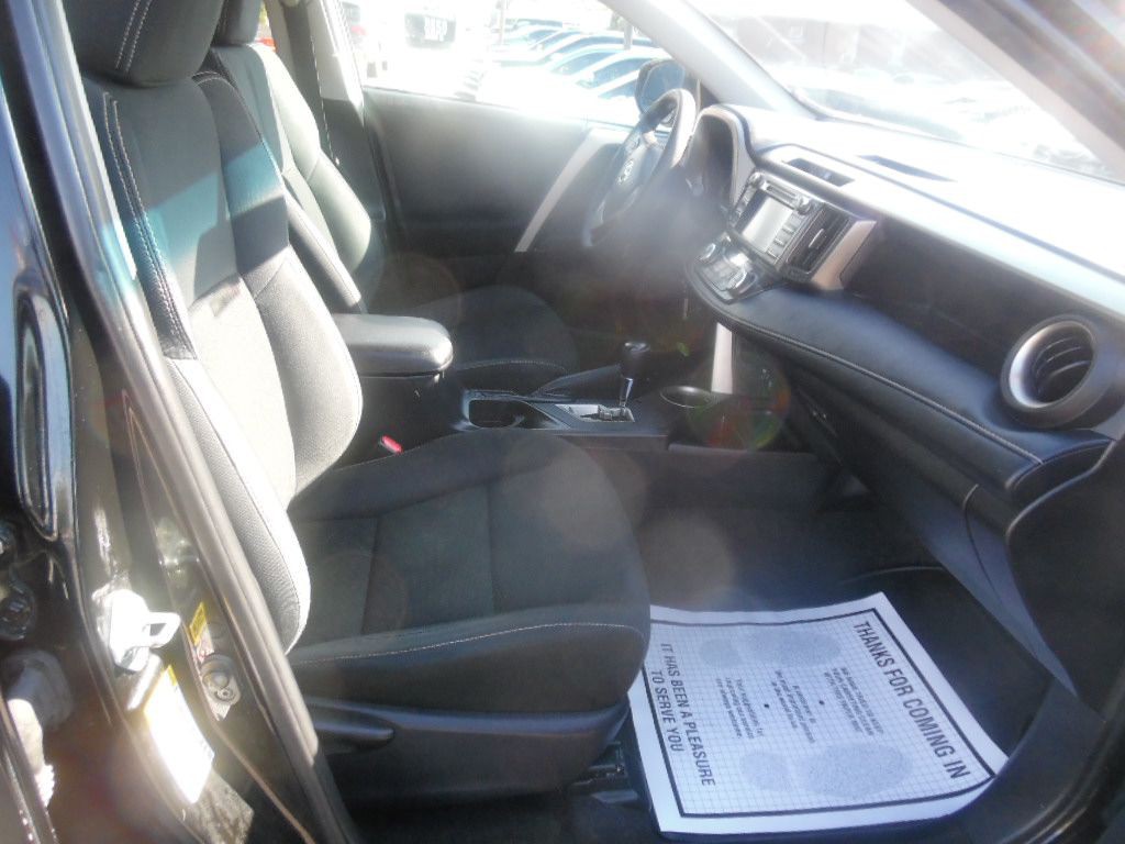 2013 Toyota Rav4 Image 12