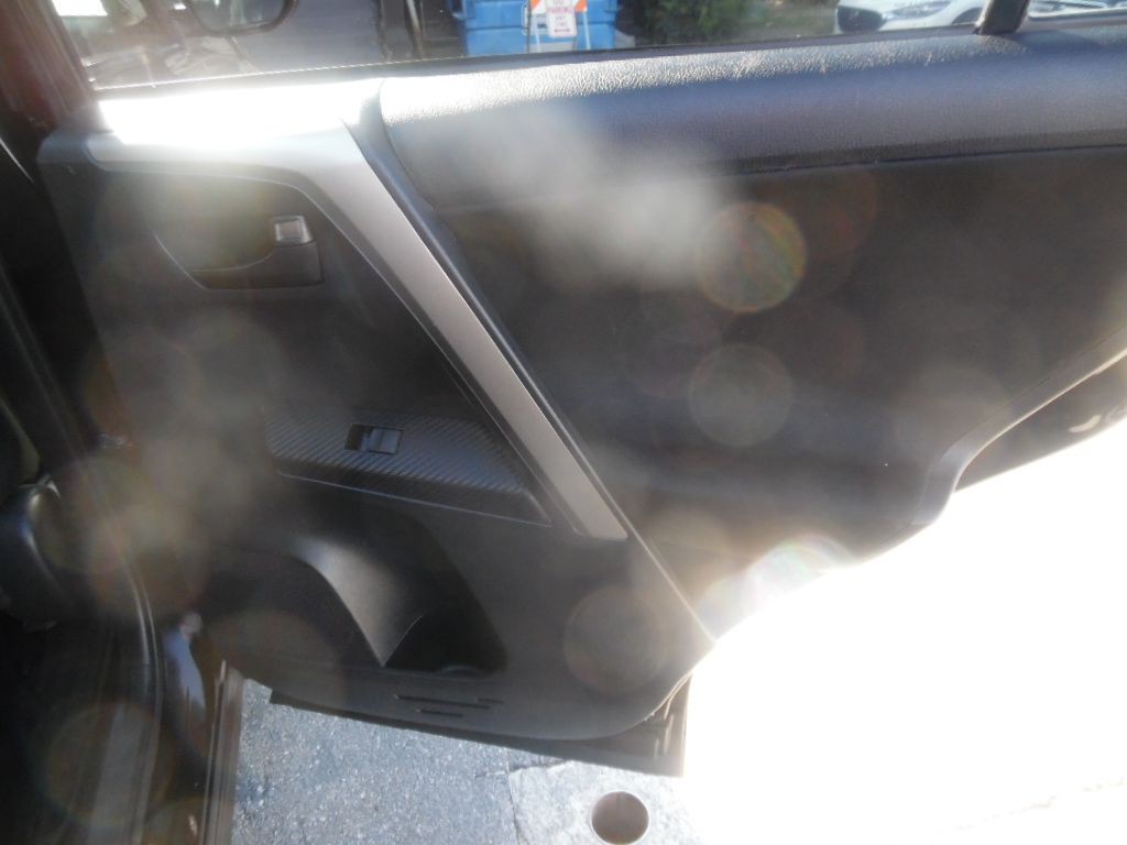 2013 Toyota Rav4 Image 15