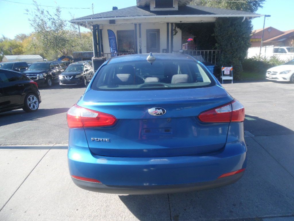 2015 Kia Forte Image 6