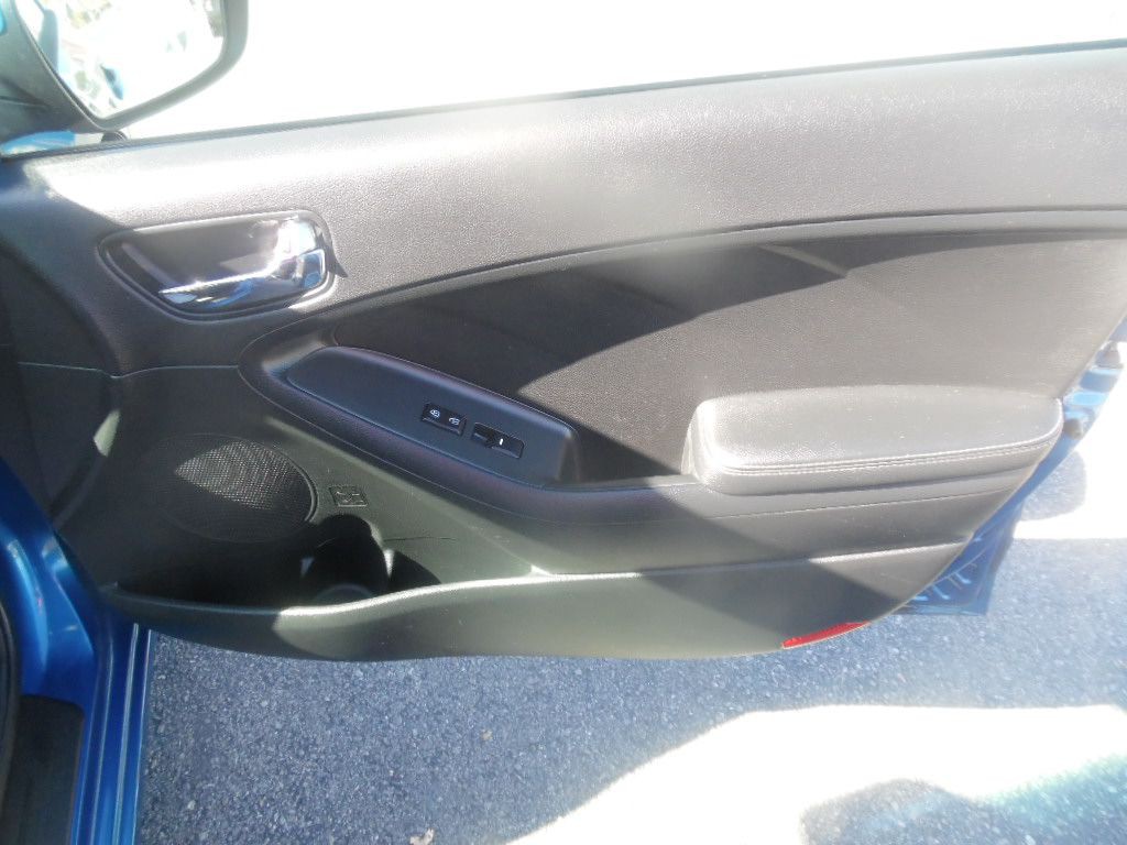 2015 Kia Forte Image 13