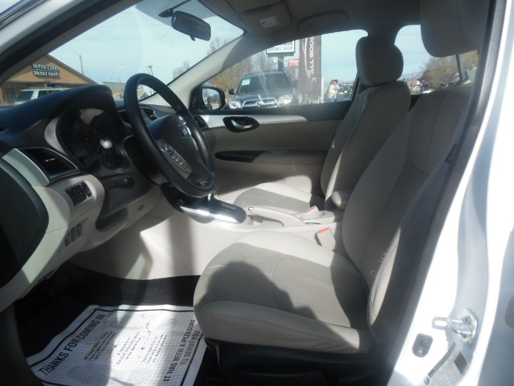 2016 Nissan Sentra Image 6