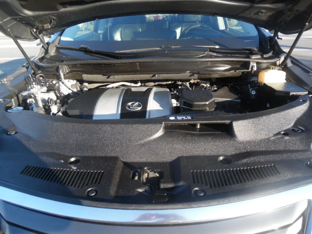 2016 Lexus RX Image 24