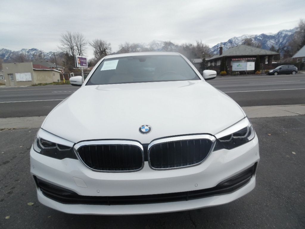 2018 BMW 5 Series Image 3