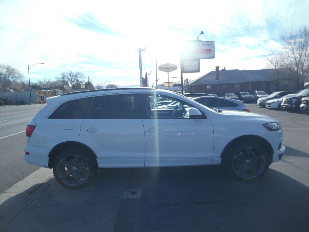 2015 Audi Q7 Image 1