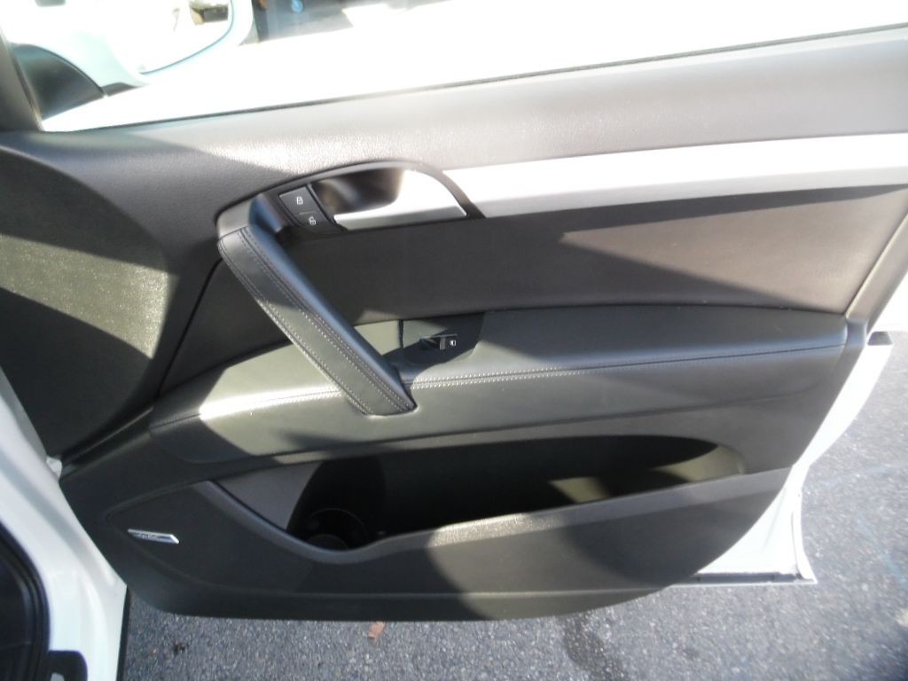 2015 Audi Q7 Image 13