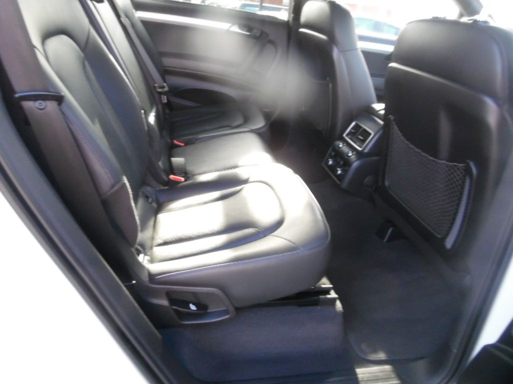 2015 Audi Q7 Image 14