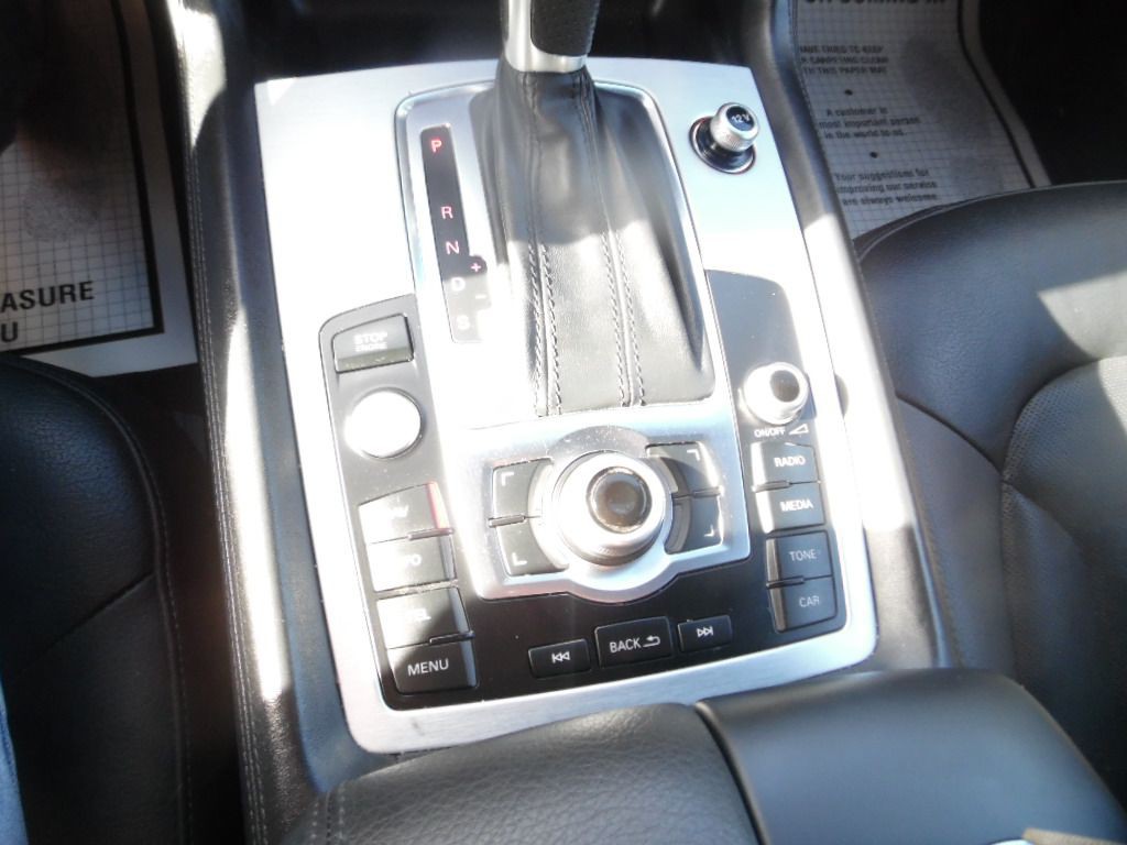 2015 Audi Q7 Image 19