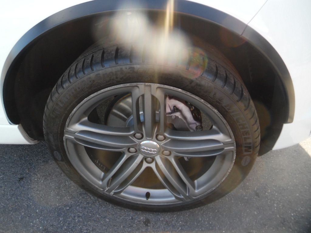 2015 Audi Q7 Image 21