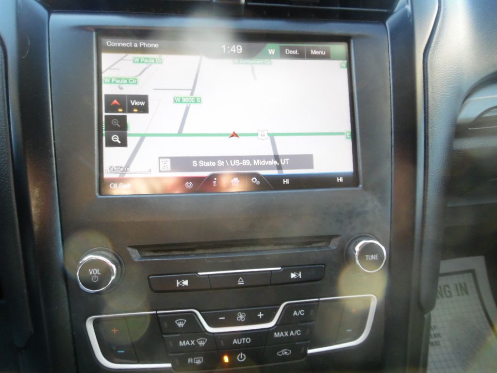 2016 Ford Fusion Image 17