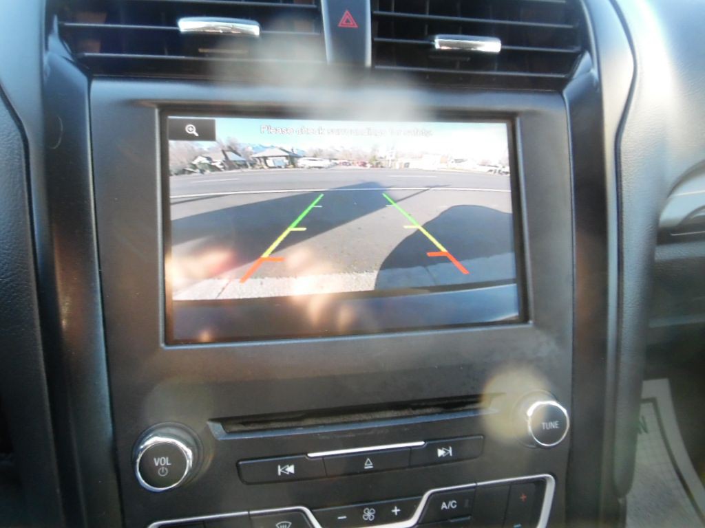 2016 Ford Fusion Image 18