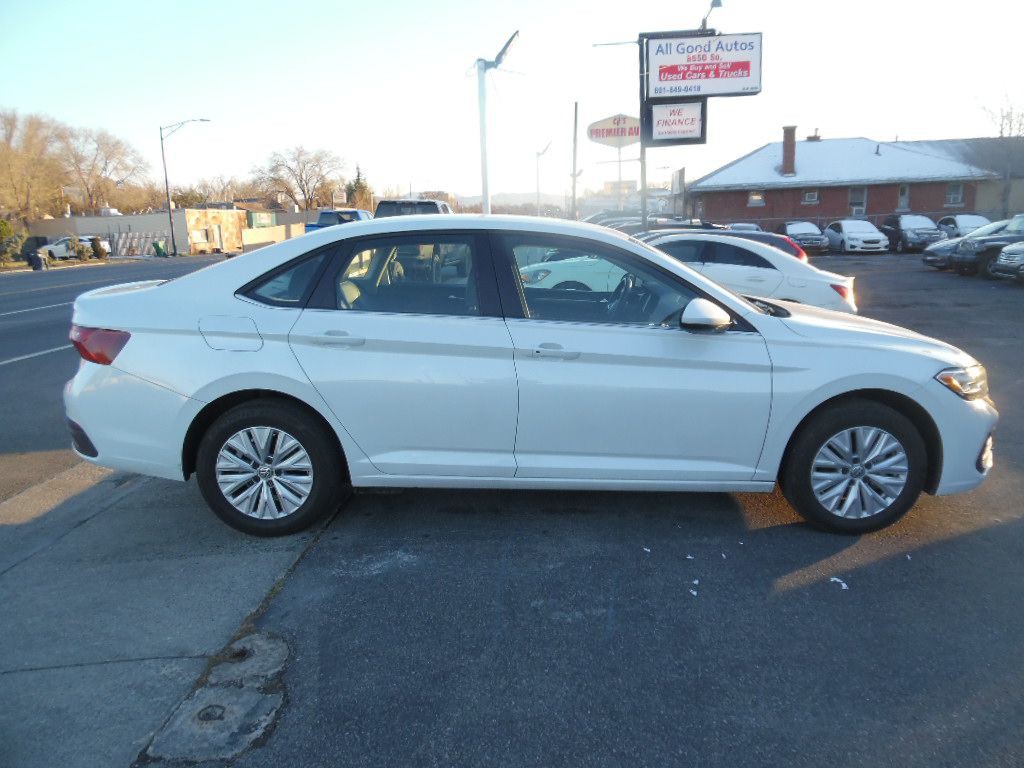 2022 Volkswagen Jetta Image 1