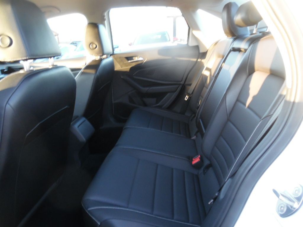 2022 Volkswagen Jetta Image 9