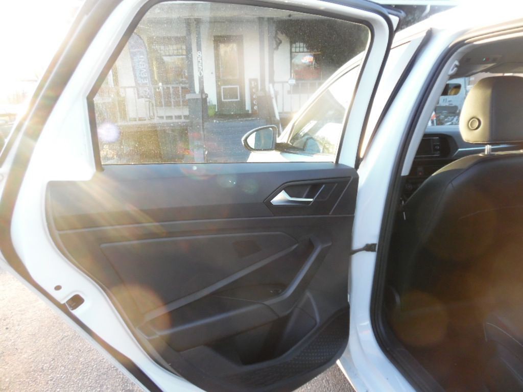 2022 Volkswagen Jetta Image 10