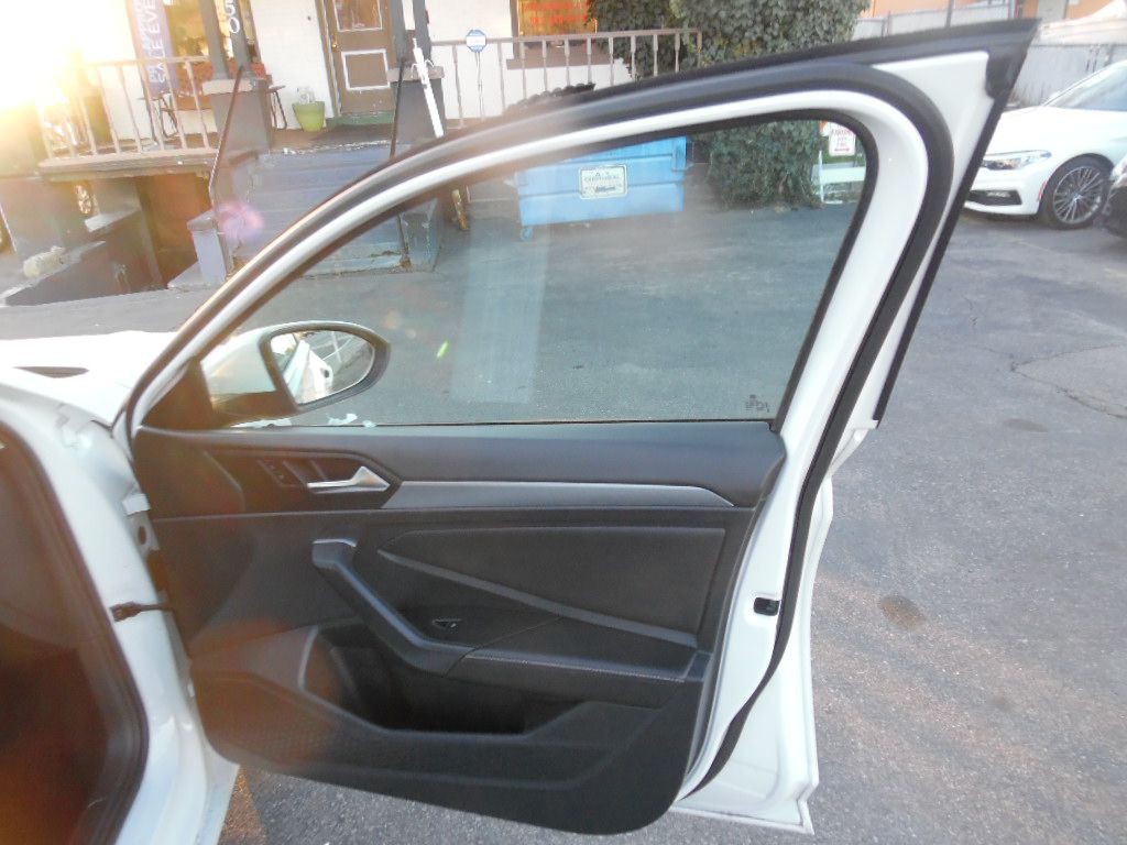 2022 Volkswagen Jetta Image 15