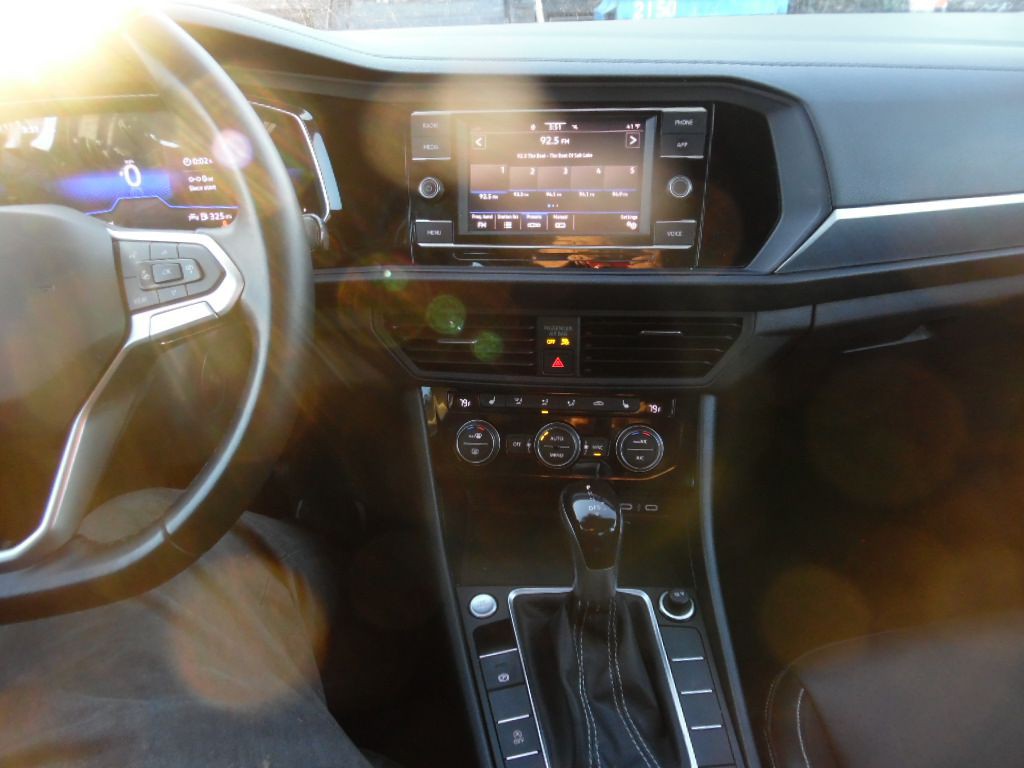 2022 Volkswagen Jetta Image 18