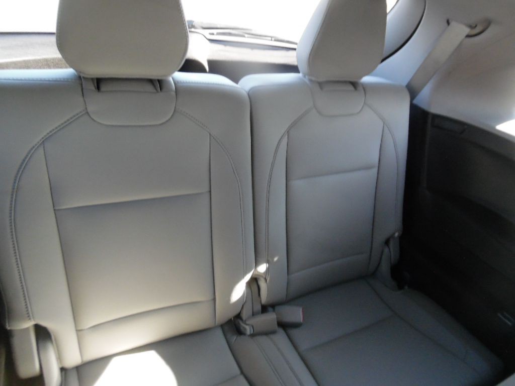 2016 Acura MDX Image 16