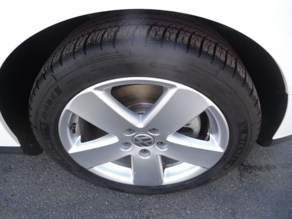 2007 Volkswagen Passat Image 19