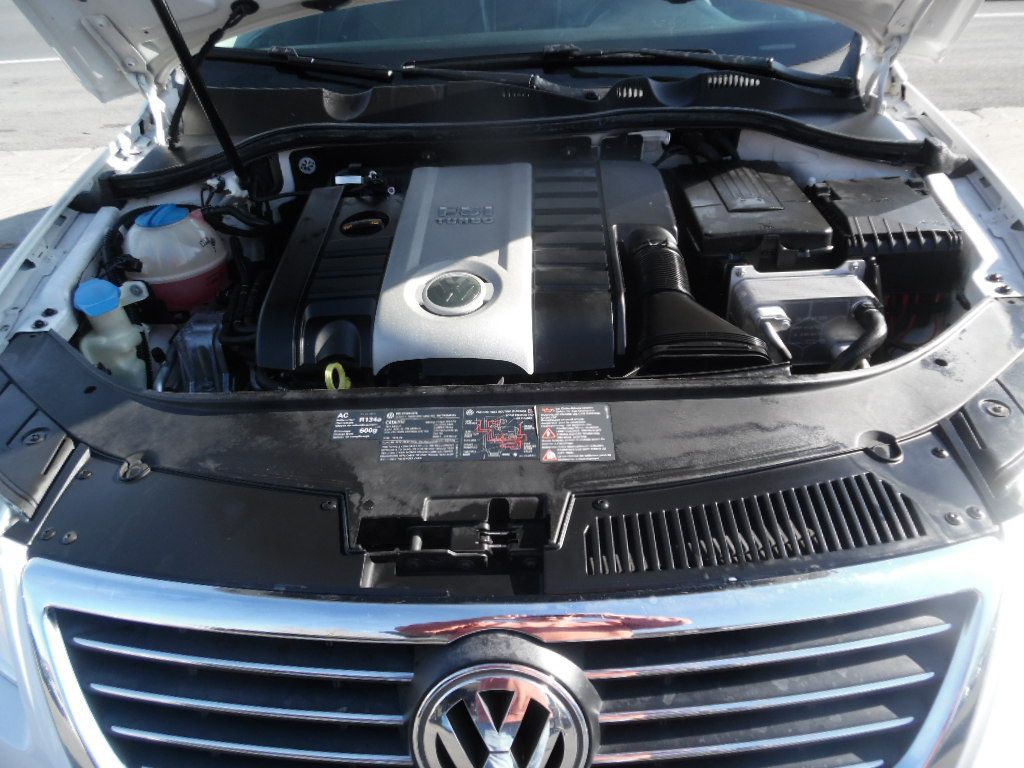 2007 Volkswagen Passat Image 21