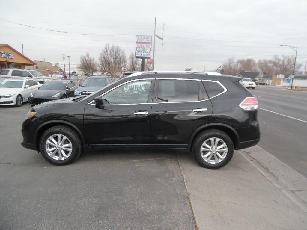 2016 Nissan Rogue Image 2