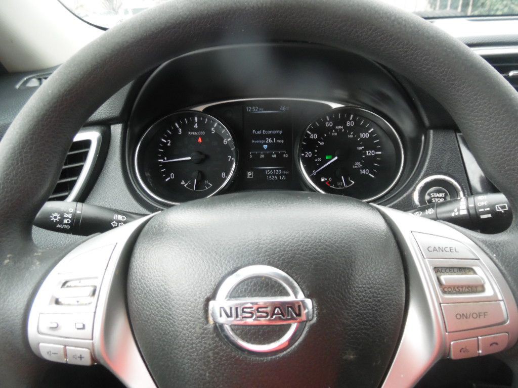 2016 Nissan Rogue Image 16