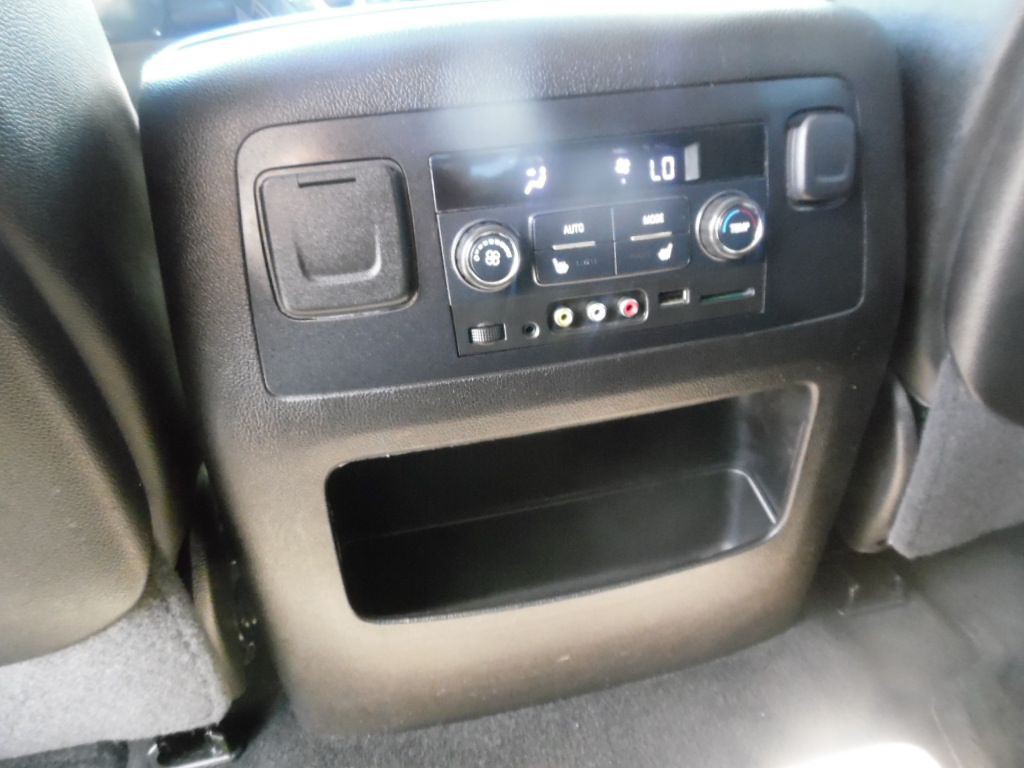 2016 Chevrolet Tahoe Image 21