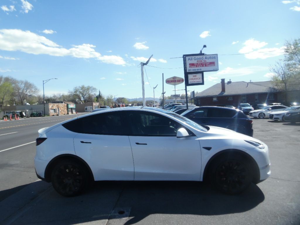 2021 Tesla Model Y Image 1