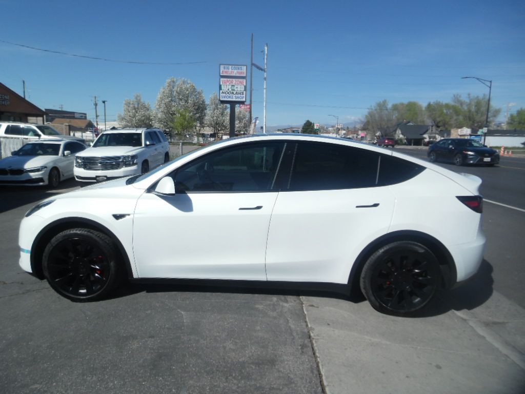 2021 Tesla Model Y Image 2