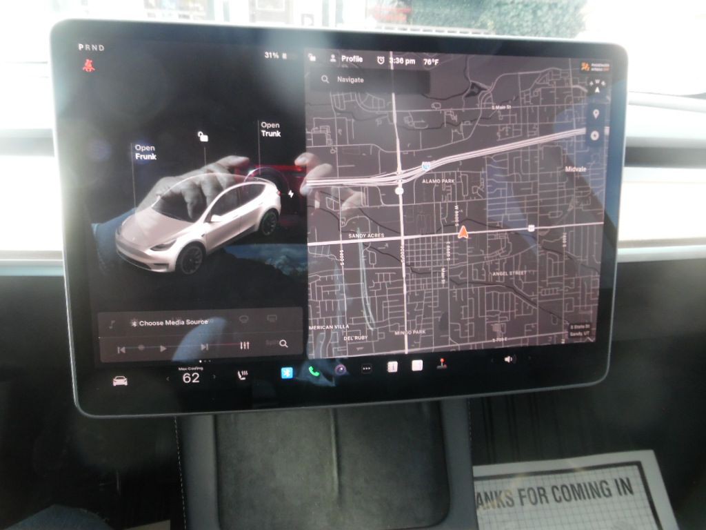 2021 Tesla Model Y Image 16