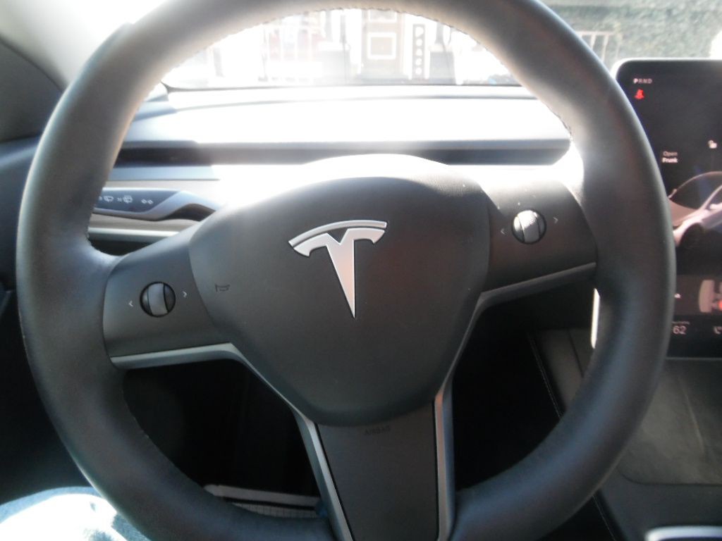 2021 Tesla Model Y Image 19
