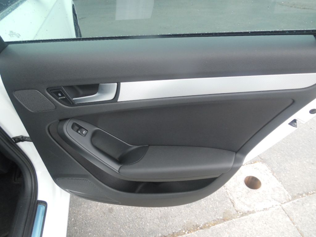 2012 Audi A4 Image 15