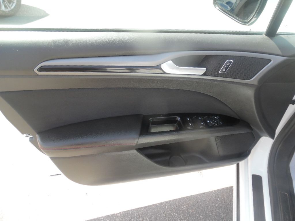 2014 Ford Fusion Image 8