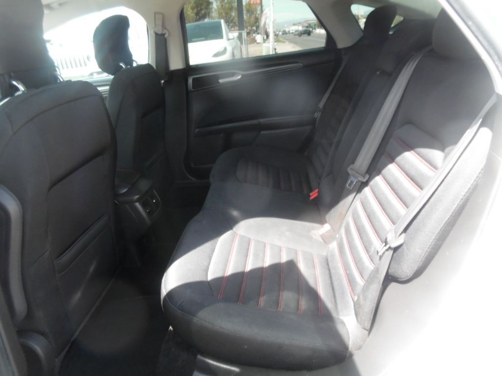 2014 Ford Fusion Image 9