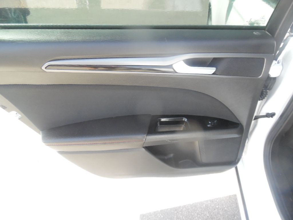 2014 Ford Fusion Image 10