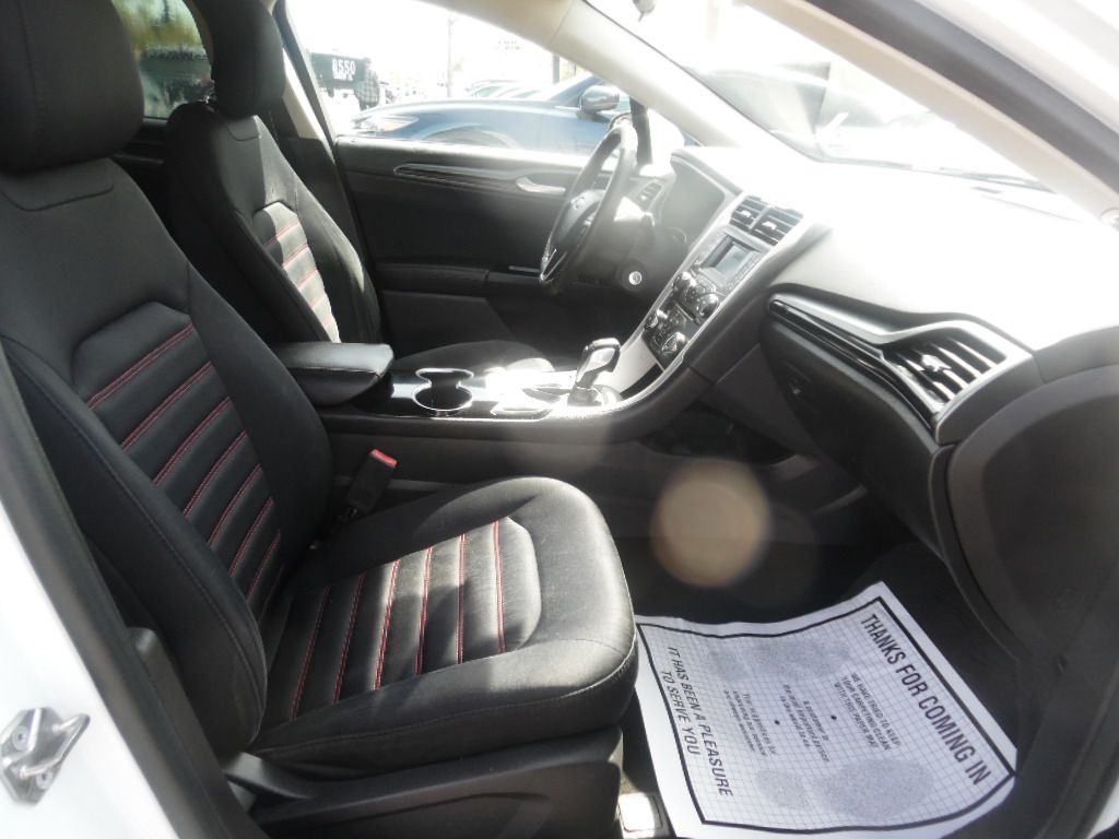 2014 Ford Fusion Image 12