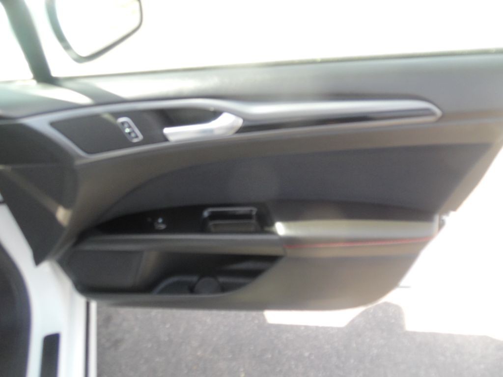 2014 Ford Fusion Image 13